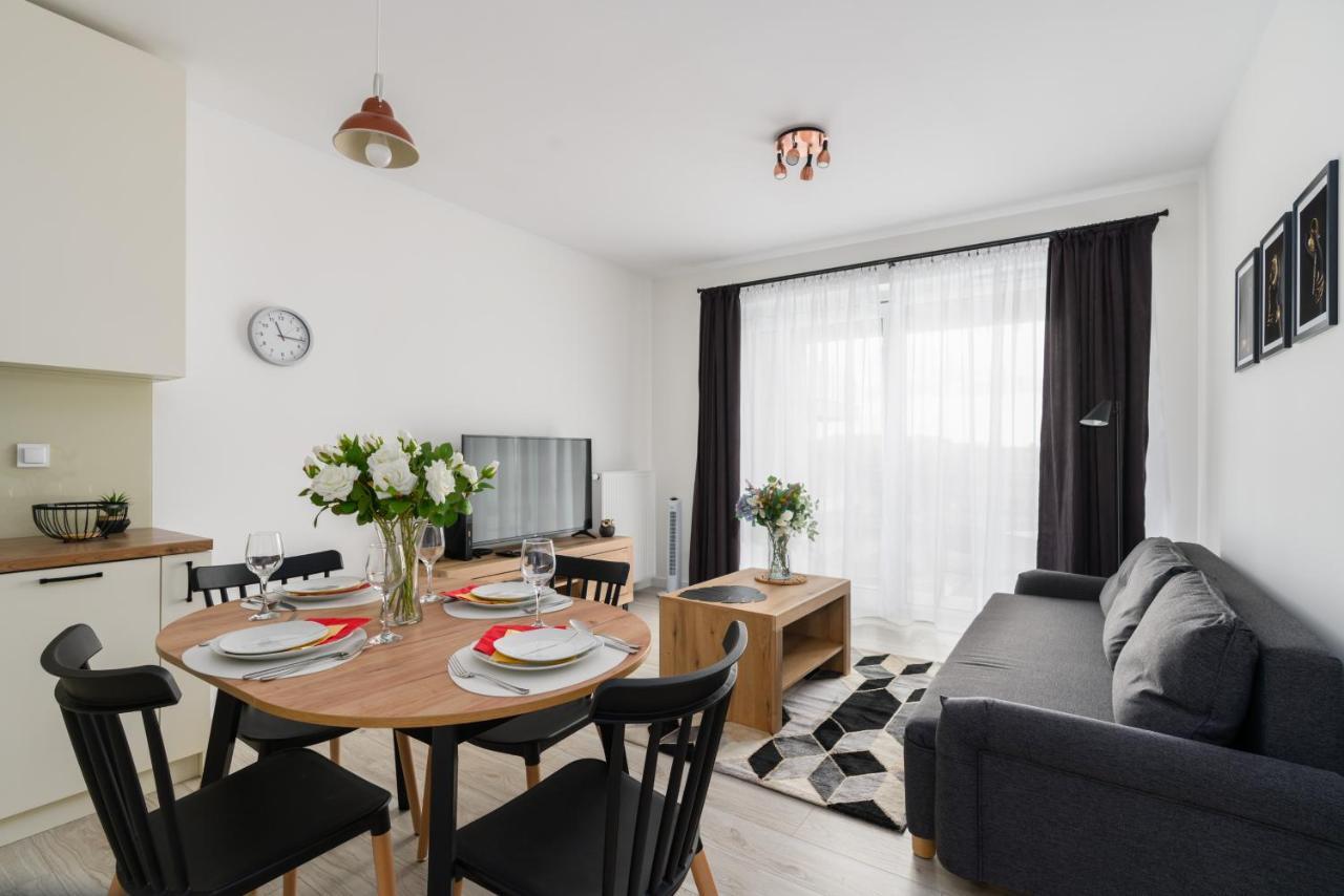 Premium Apartments Poznan Airport By Noclegi Renters 외부 사진