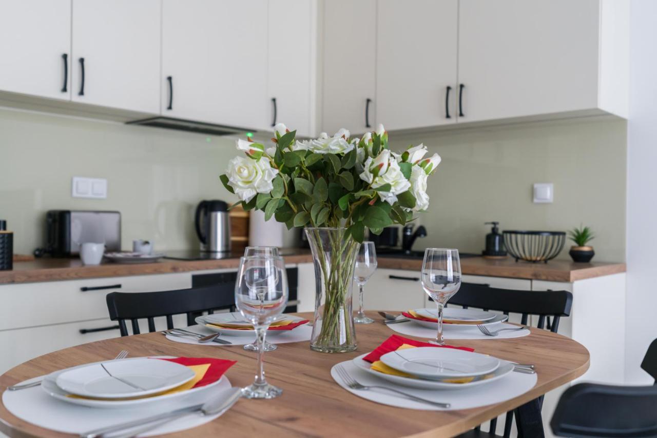 Premium Apartments Poznan Airport By Noclegi Renters 외부 사진