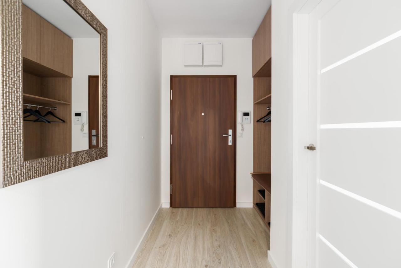 Premium Apartments Poznan Airport By Noclegi Renters 외부 사진